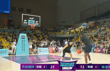 杰伦·格林上演百大精彩扣篮震撼全场 轻松完成高难度暴扣令陈泽文措手不及 闪耀赛场展现顶级球星风采