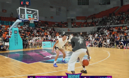 降维打击！杰伦·格林开场飙中3记三分 独得13分开局13-0领先